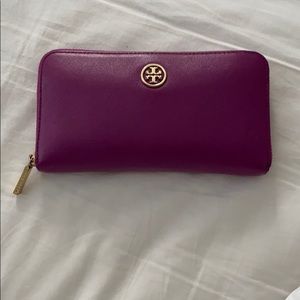 Tory Burch wallet